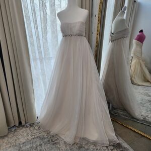 Elegant Cream Wedding Dress